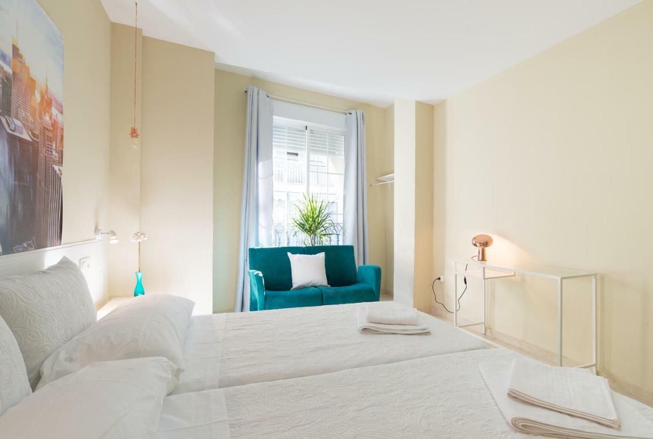 Gr2-Large Groups Apt-Walking Distance To Old Town Málaga Exterior foto